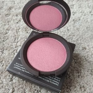 NIB - Becca Luminous Blush